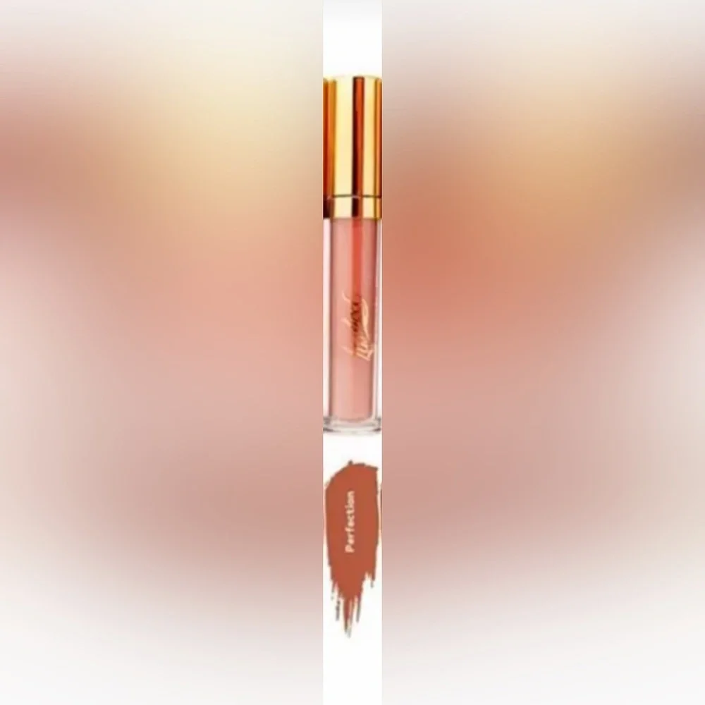 Blac Chyna Lashed Perfection Lip 👄Stick